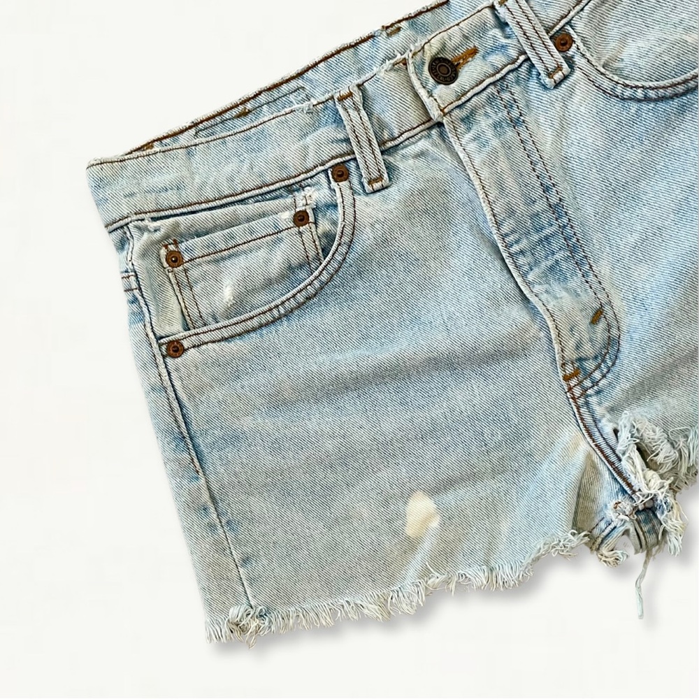 SOLD Vintage 90s Levi’s 501 Cut-Off Jean Shorts 1992 Raw Hem Distressed Denim - Picture 3 of 14